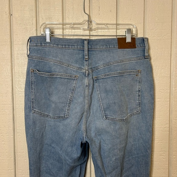 Madewell The Perfect Vintage Jeans in Coffey Wash, size 31. - Picture 8 of 11